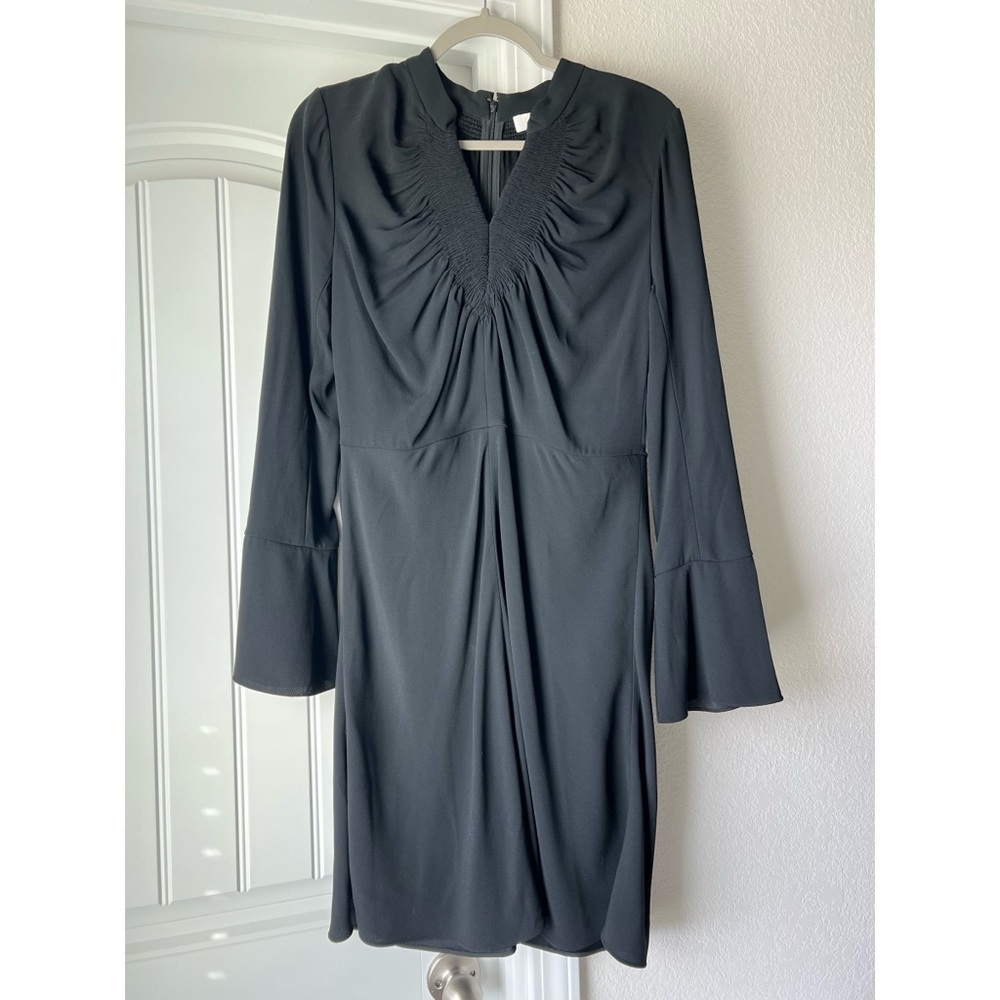 Women’s new Chloe black v-neck rouched long sleeve knee length shift dress